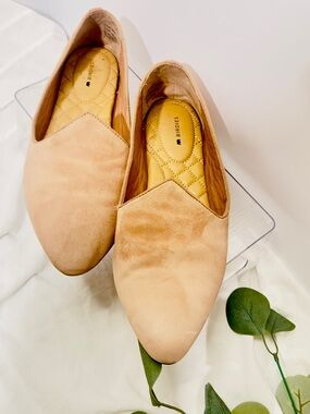 Birdies Suede Pointed Toe Flats | Quiet Luxury| Dusty Pink| Tan| Comfort- Size 9